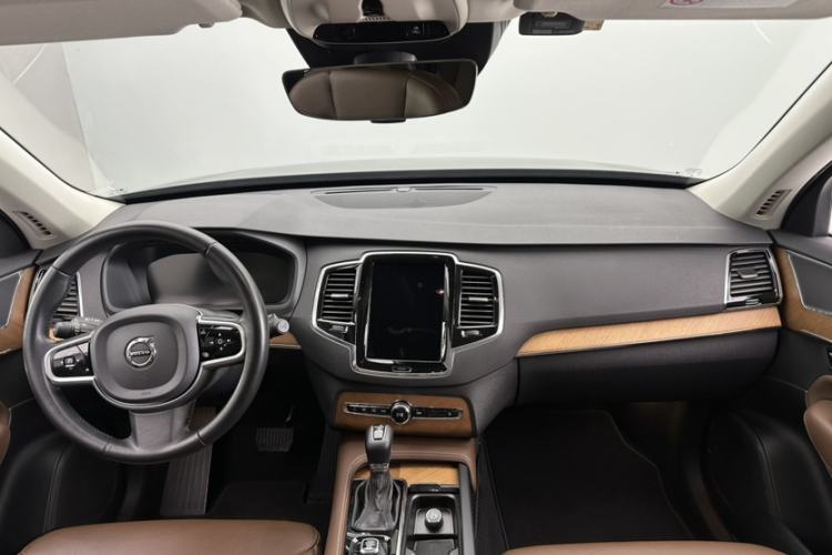 Used Volvo XC90 2020 Facelifted T6 Zhiyi Luxury 7-Seater Audio And AC Panel