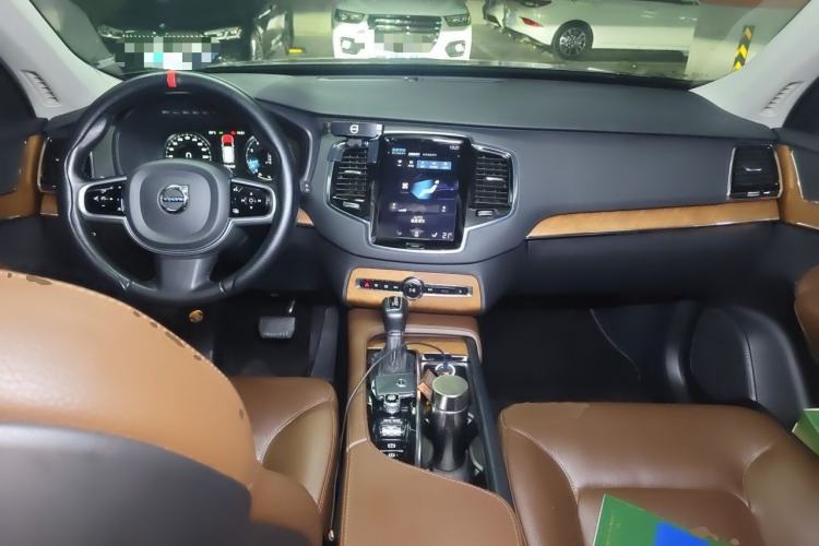 Used Volvo XC90 2020 Facelifted T6 Zhiyi Luxury 7-Seater Center Console