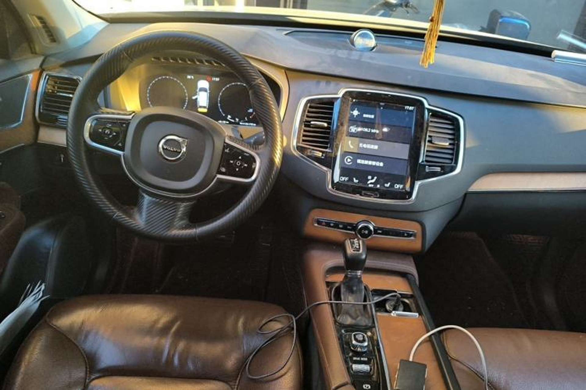 Used Volvo XC90 2020 Facelifted T6 Zhiyi Luxury 7-Seater Center Console