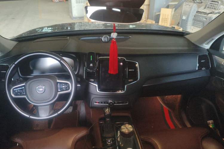 Used Volvo XC90 2020 Facelifted T6 Zhiyi Luxury 7-Seater Center Console