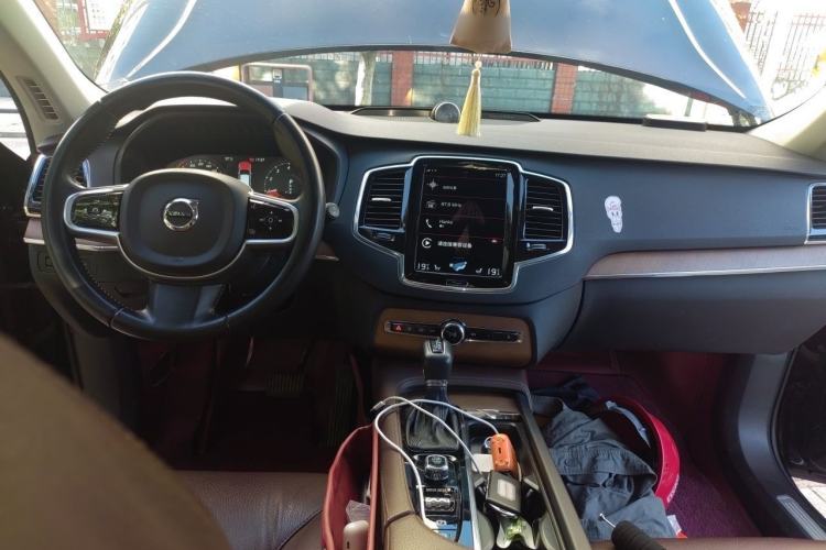 Used Volvo XC90 2020 T6 Zhiyi Luxury 7-Seater Center Console