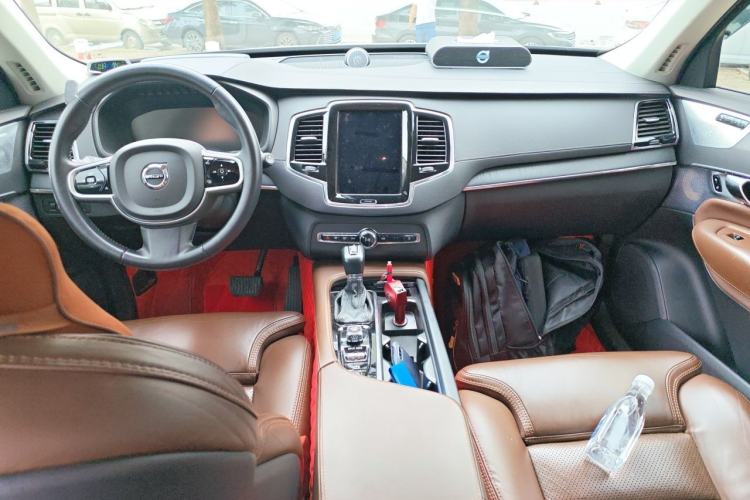Used Volvo XC90 2020 T6 Zhiya Luxury 7-Seater Center Console