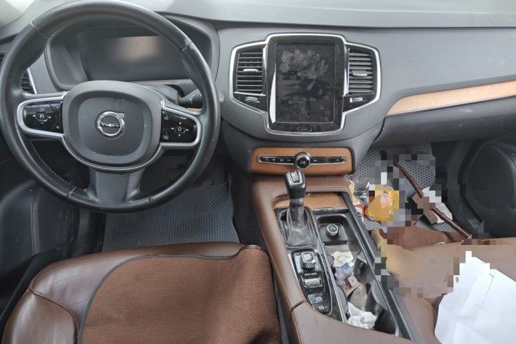 Used Volvo XC90 2020 T6 Zhiyi Luxury 7-Seater Center Console