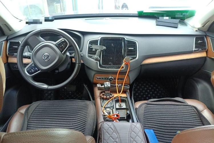 Used Volvo XC90 2020 T6 Zhiyi Luxury 7-Seater Center Console