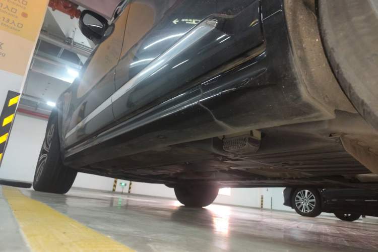 Used Volvo XC90 2020 Facelifted T6 Zhiyi Luxury 7-Seater Chassis Rear Left