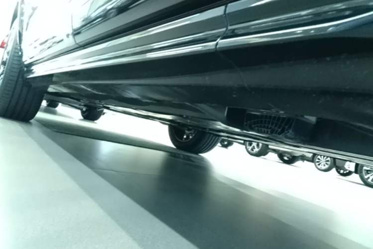 Used Volvo XC90 2020 T6 Zhiyi Luxury 7-Seater Chassis Rear Left