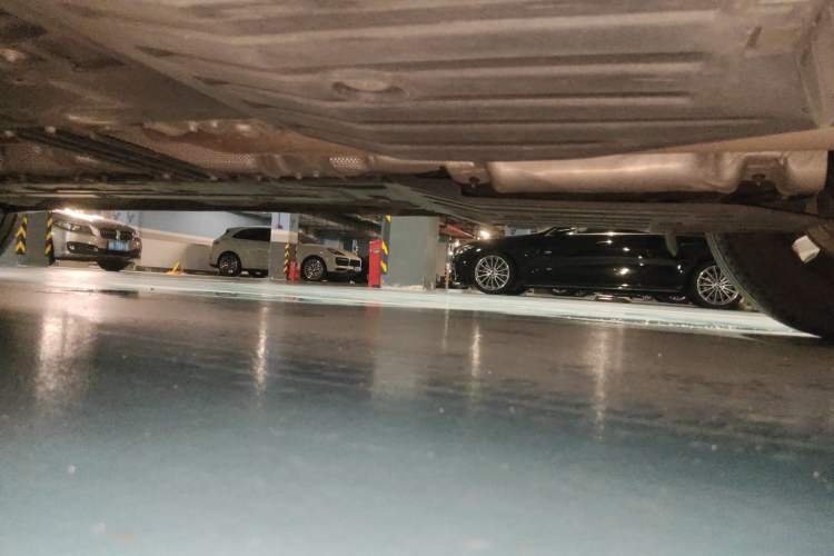 Used Volvo XC90 2020 Facelifted T6 Zhiyi Luxury 7-Seater Chassis Rear Left