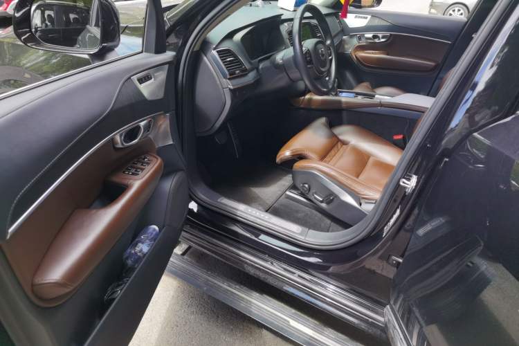 Used Volvo XC90 2020 T6 Zhiya Luxury 7-Seater Driver Seat