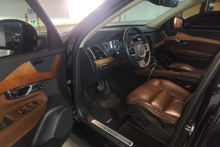 Used Volvo XC90 2020 Facelifted T6 Zhiyi Luxury 7-Seater Driver Seat