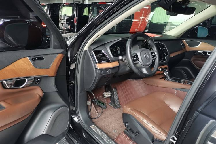 Used Volvo XC90 2020 Facelifted T6 Zhiyi Luxury 7-Seater Driver Seat