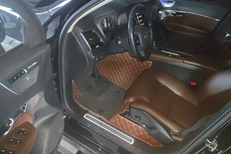 Used Volvo XC90 2020 Facelifted T6 Zhiya Luxury 7-Seater Driver Seat