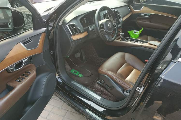 Used Volvo XC90 2020 Facelifted T6 Zhiyi Luxury 7-Seater Driver Seat