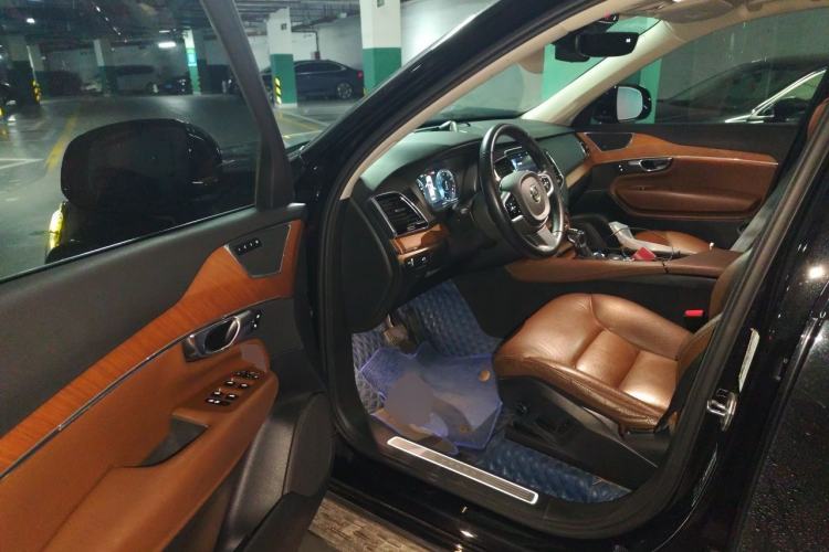 Used Volvo XC90 2020 T6 Zhiyi Luxury 7-Seater Driver Seat
