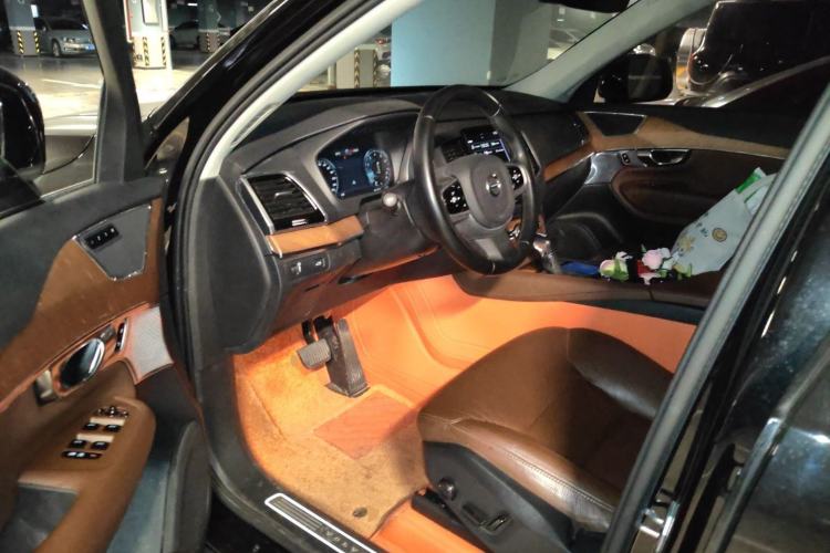 Used Volvo XC90 2020 T6 Zhiyi Luxury 7-Seater Driver Seat