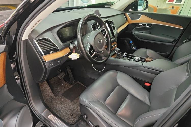 Used Volvo XC90 2020 T6 Zhiyi Luxury 7-Seater Driver Seat
