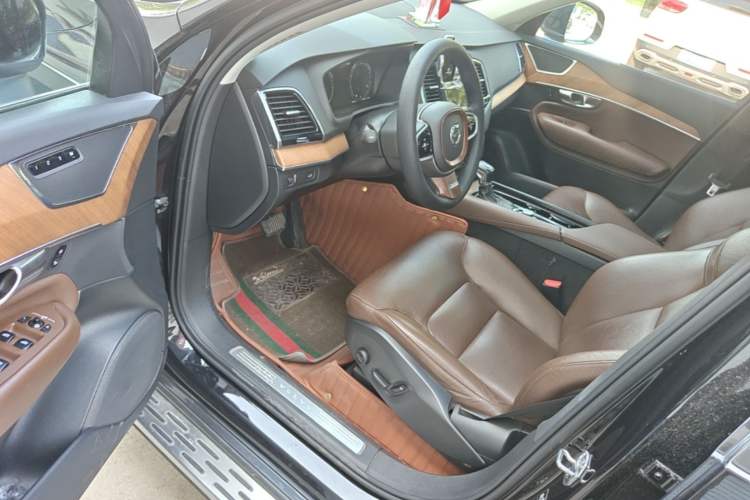Used Volvo XC90 2020 Facelifted T6 Zhiyi Luxury 7-Seater Driver Seat