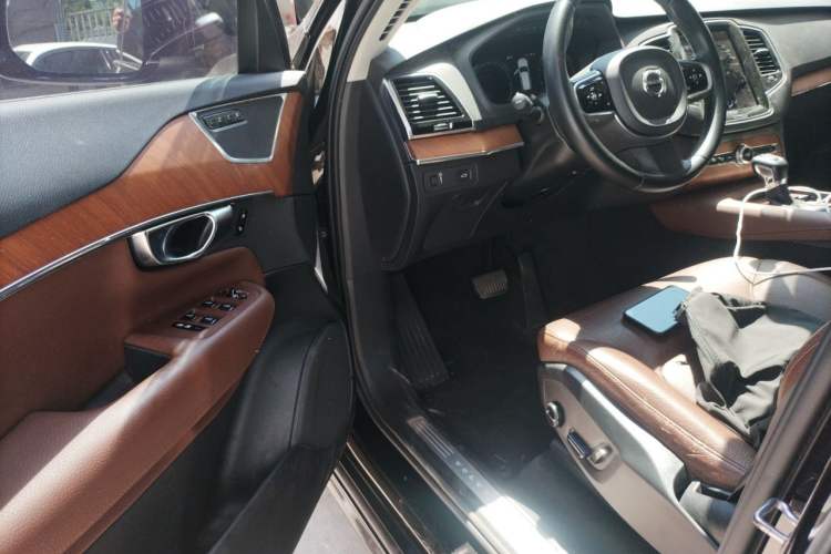 Used Volvo XC90 2020 T6 Zhiyi Luxury 7-Seater Driver Seat