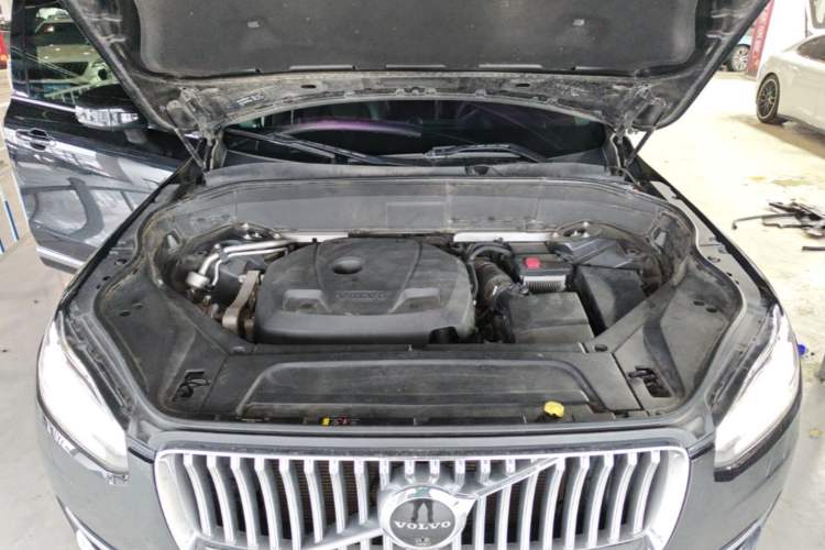 Used Volvo XC90 2020 Facelifted T6 Zhiya Luxury 7-Seater Engine Bay