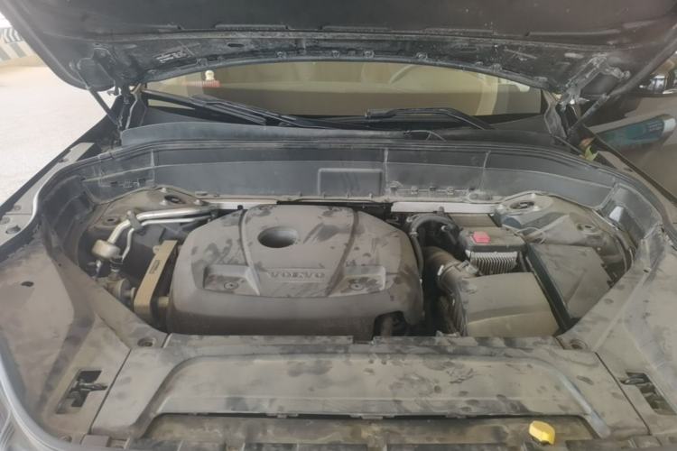 Used Volvo XC90 2020 T5 SmartDrive Luxury 7-Seater Engine Bay