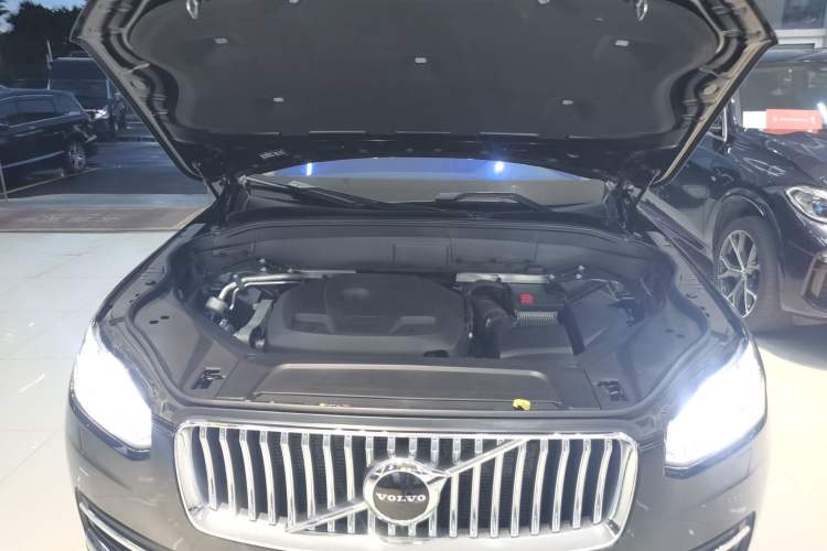 Used Volvo XC90 2020 Facelifted T6 Zhiyi Luxury 7-Seater Engine Bay