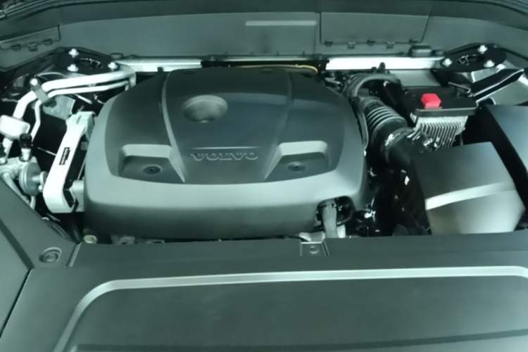 Used Volvo XC90 2020 T6 Zhiyi Luxury 7-Seater Engine Bay