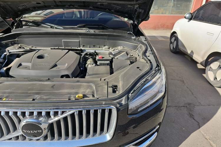 Used Volvo XC90 2020 Facelifted T6 Zhiya Luxury 7-Seater Engine Bay Left