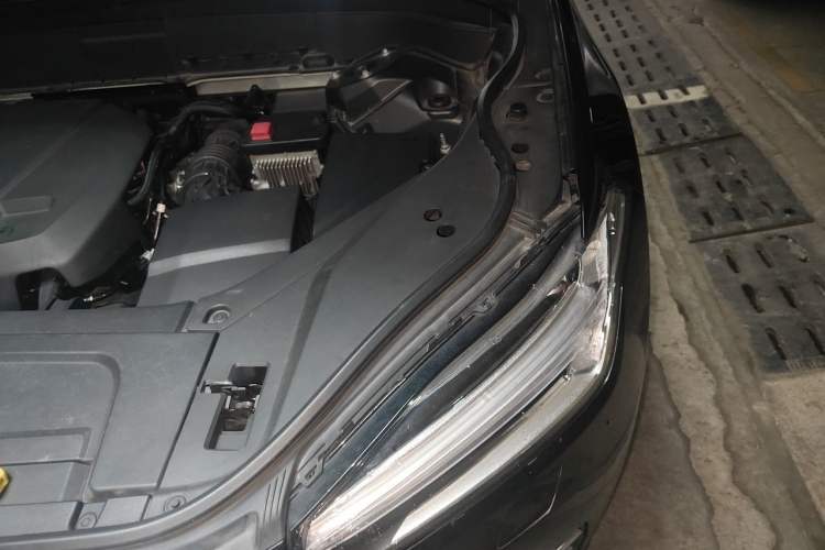 Used Volvo XC90 2020 T6 Zhiyi Luxury 7-Seater Engine Bay Left