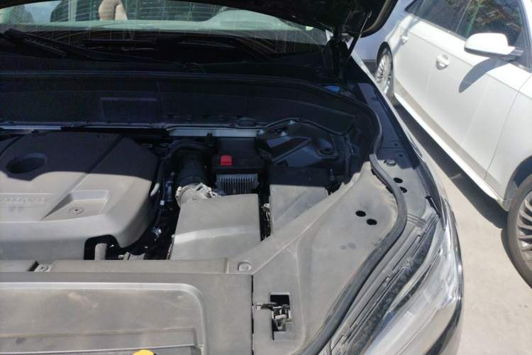 Used Volvo XC90 2020 T6 Zhiyi Luxury 7-Seater Engine Bay Left