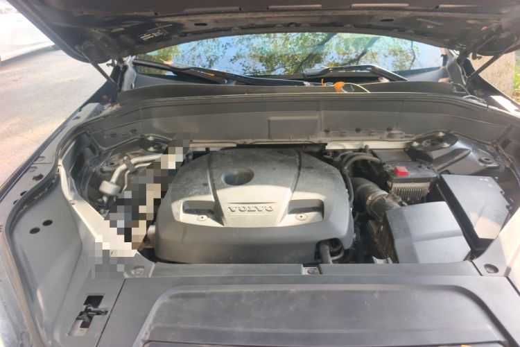 Used Volvo XC90 2020 T5 SmartDrive Luxury 7-Seater Engine Bay