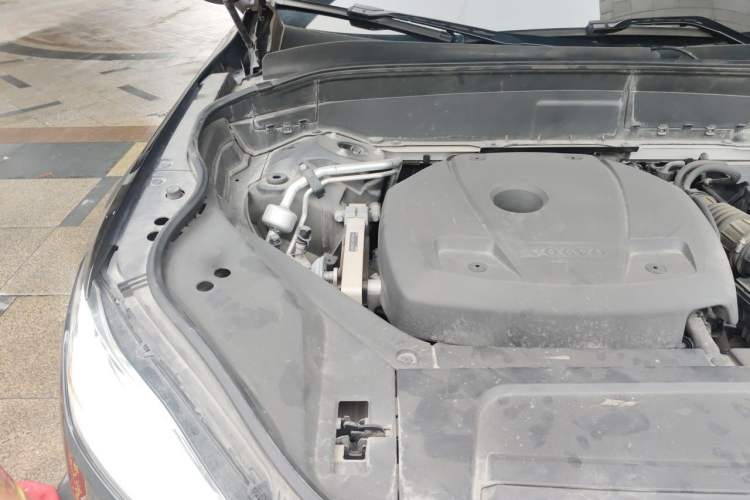 Used Volvo XC90 2020 T6 Zhiyi Luxury 7-Seater Engine Bay Right