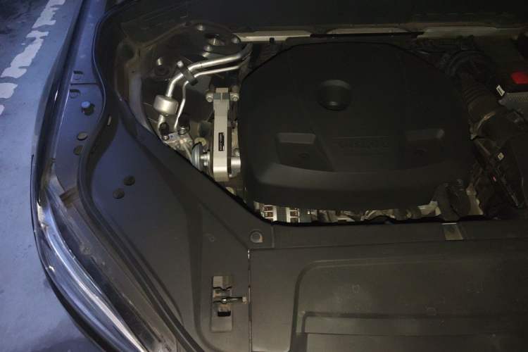 Used Volvo XC90 2020 Facelifted T6 Zhiya Luxury 7-Seater Engine Bay Right