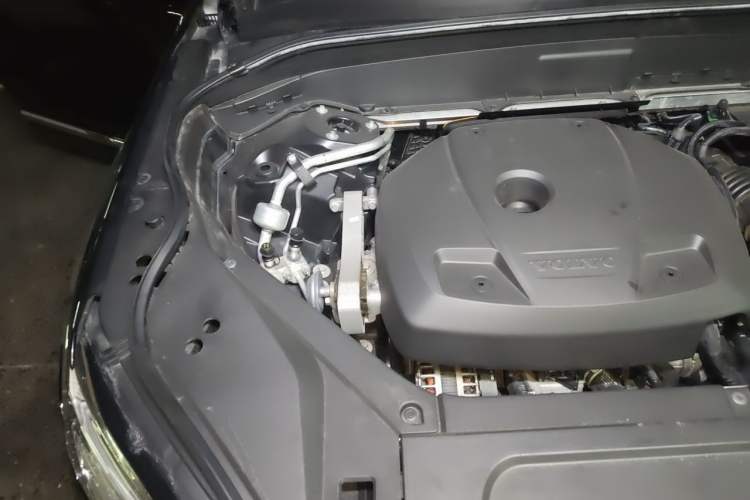 Used Volvo XC90 2020 Facelifted T6 Zhiyi Luxury 7-Seater Engine Bay Right