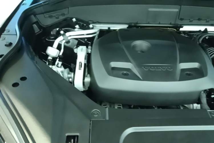 Used Volvo XC90 2020 T6 Zhiyi Luxury 7-Seater Engine Bay Right
