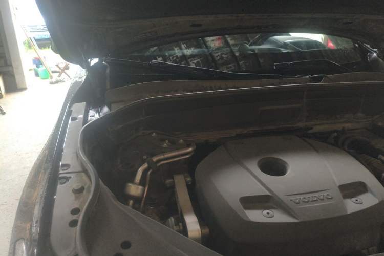 Used Volvo XC90 2020 Facelifted T6 Zhiyi Luxury 7-Seater Engine Bay Right