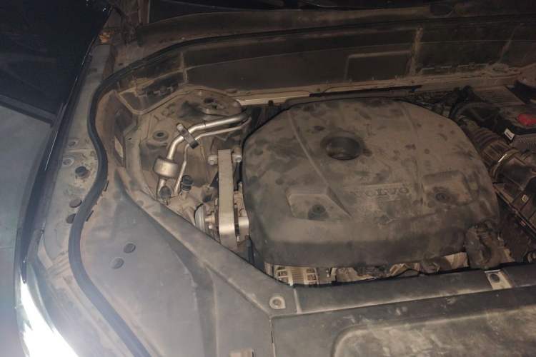 Used Volvo XC90 2020 T6 Zhiyi Luxury 7-Seater Engine Bay Right