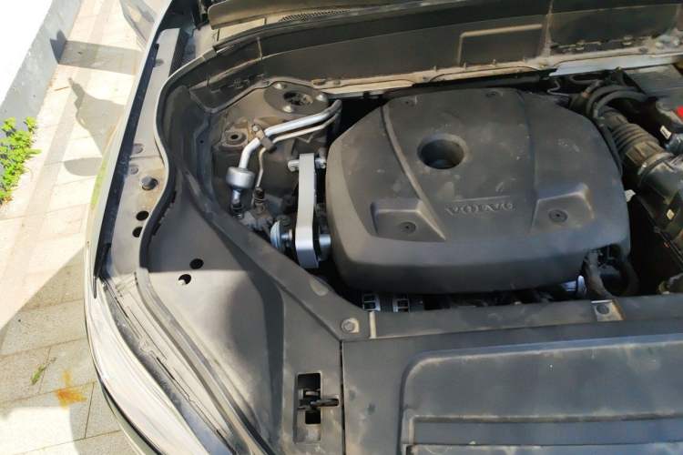 Used Volvo XC90 2020 T6 Zhiyi Luxury 7-Seater Engine Bay Right