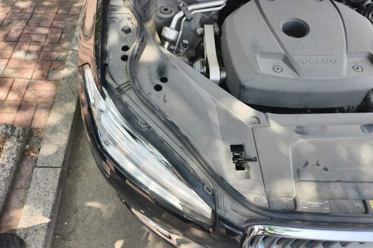 Used Volvo XC90 2020 Facelifted T6 Zhiyi Luxury 7-Seater Engine Bay Right