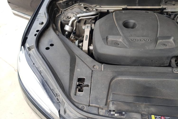 Used Volvo XC90 2020 T6 Zhiyi Luxury 7-Seater Engine Bay Right