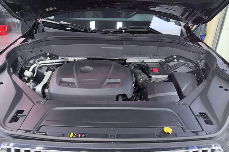 Used Volvo XC90 2020 Facelifted T6 Zhiyi Luxury 7-Seater Engine Bay