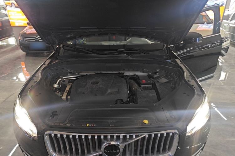 Used Volvo XC90 2020 T6 Zhiyi Luxury 7-Seater Engine Bay