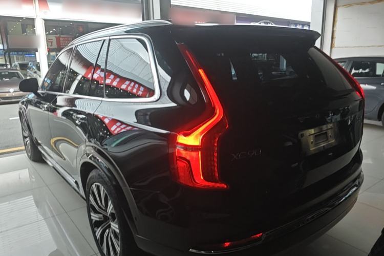 Used Volvo XC90 2020 Facelifted T6 Zhiya Luxury 7-Seater Exterior 2