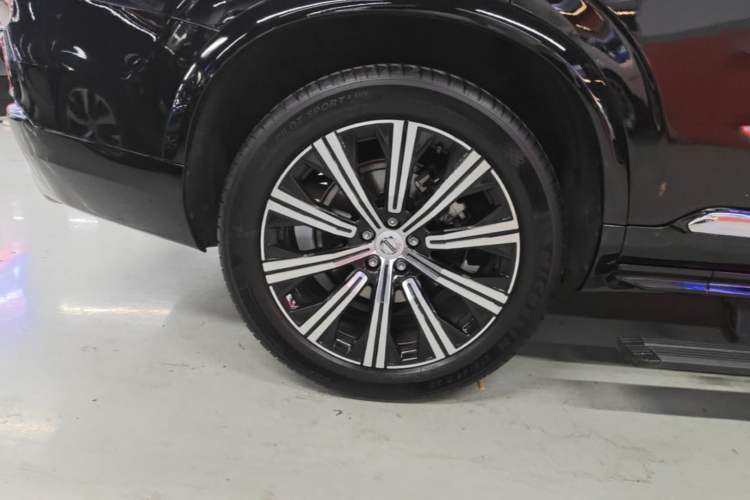 Used Volvo XC90 2020 Facelifted T6 Zhiyi Luxury 7-Seater Exterior 3
