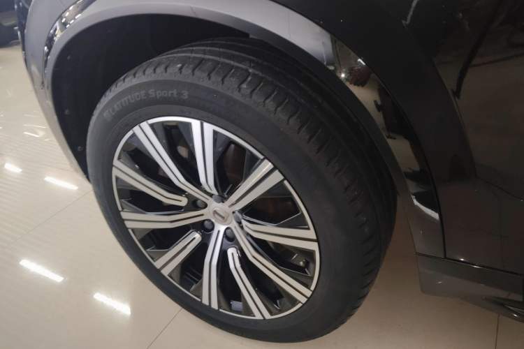 Used Volvo XC90 2020 T6 Zhiyi Luxury 7-Seater Exterior 7