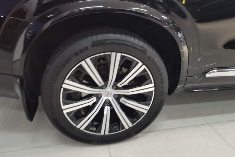 Used Volvo XC90 2020 Facelifted T6 Zhiyi Luxury 7-Seater Exterior 8