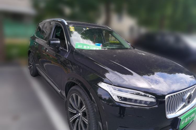 Used Volvo XC90 2020 T6 Zhiya Luxury 7-Seater Front Right 45 Deg