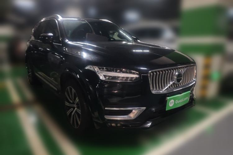 Used Volvo XC90 2020 Facelifted T6 Zhiyi Luxury 7-Seater Front Right 45 Deg