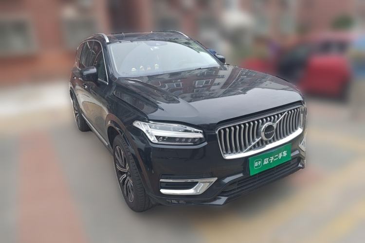 Used Volvo XC90 2020 T6 Zhiyi Luxury 7-Seater Front Right 45 Deg