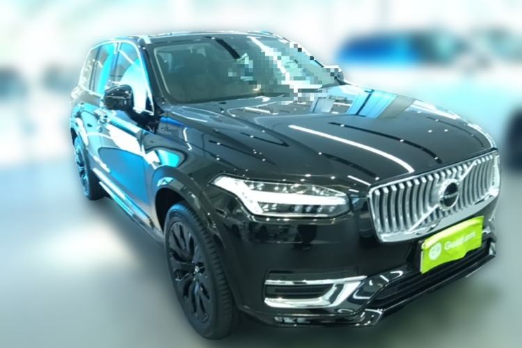 Used Volvo XC90 2020 T6 Zhiyi Luxury 7-Seater Front Right 45 Deg