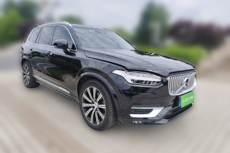 Used Volvo XC90 2020 T6 Zhiya Luxury 7-Seater Front Right 45 Deg