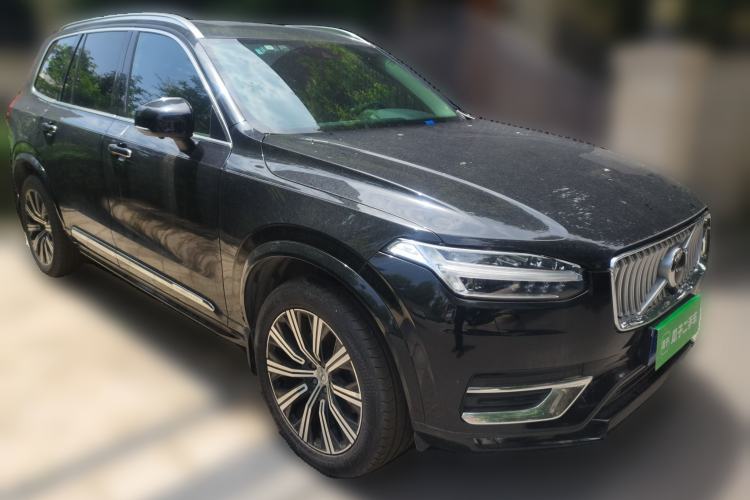 Used Volvo XC90 2020 T6 Zhiyi Luxury 7-Seater Front Right 45 Deg